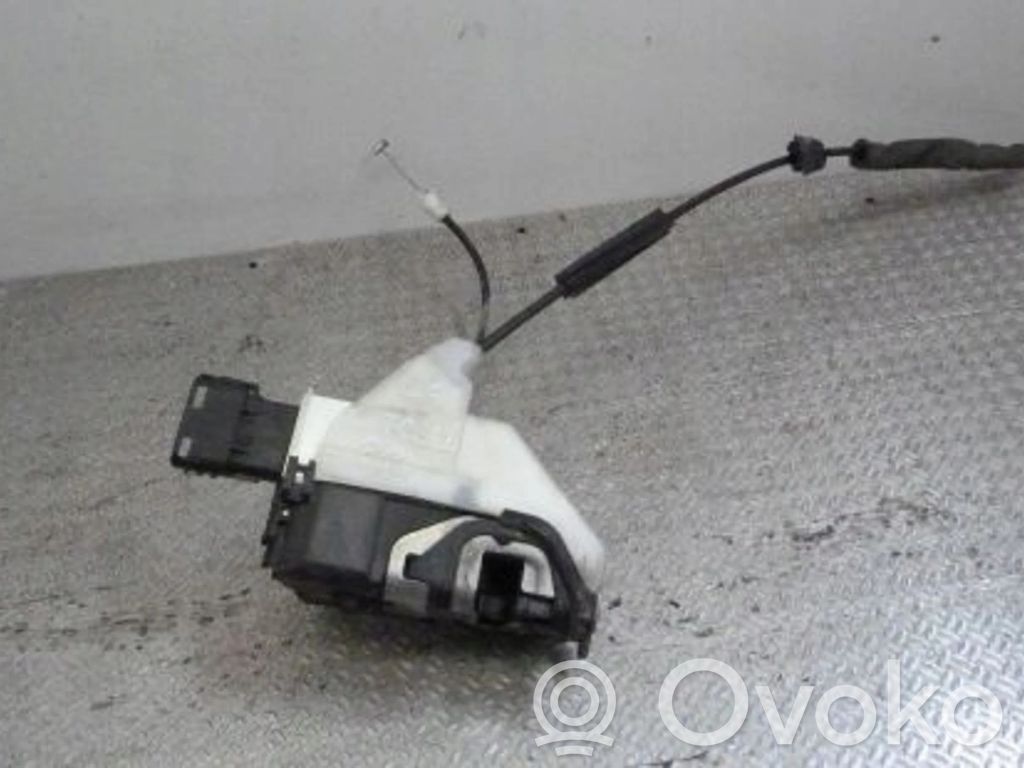 Citroen C5 Front door lock 
