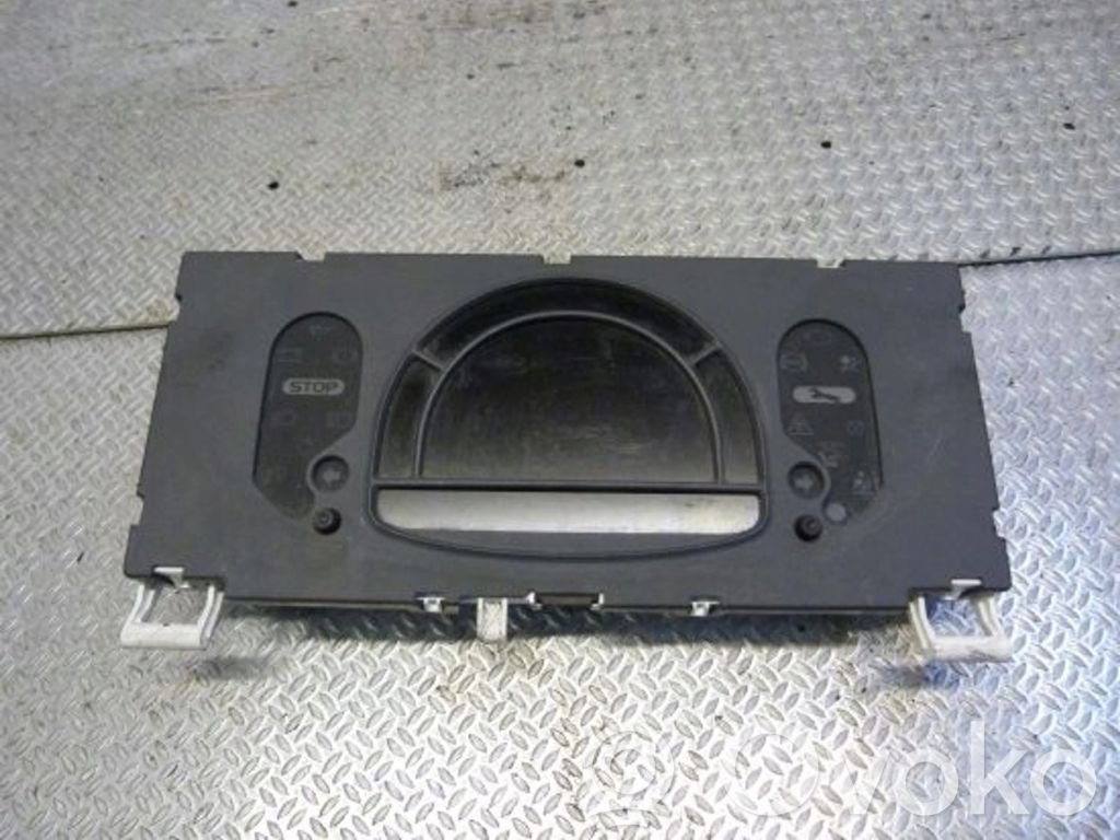 Renault Modus Speedometer (instrument cluster) 