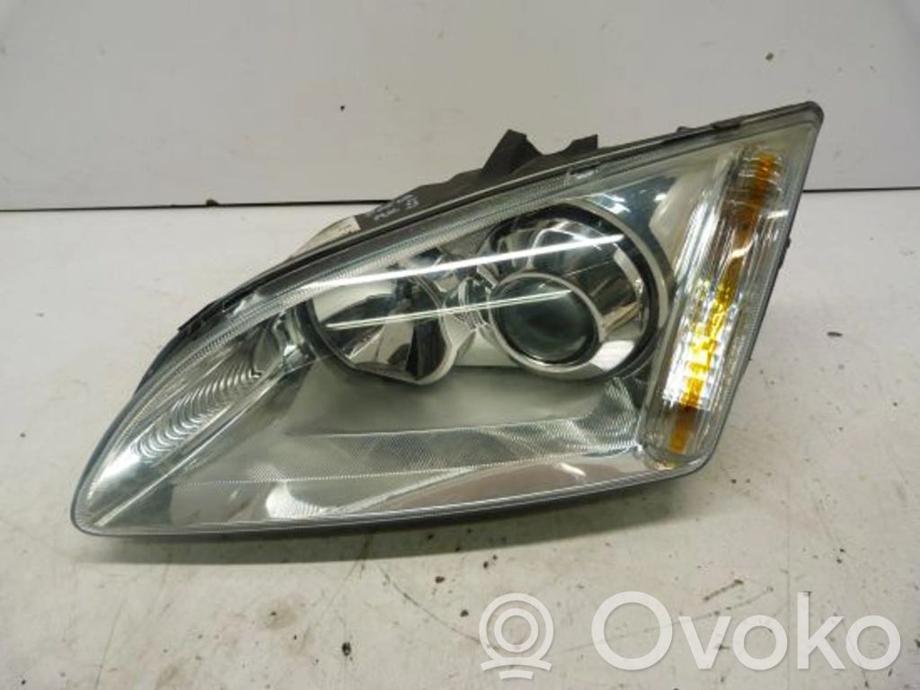 Ford Focus Headlight/headlamp 