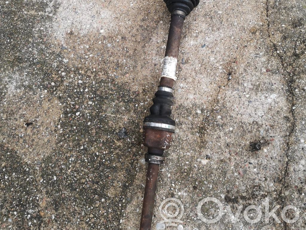 Citroen C4 Grand Picasso Front driveshaft 