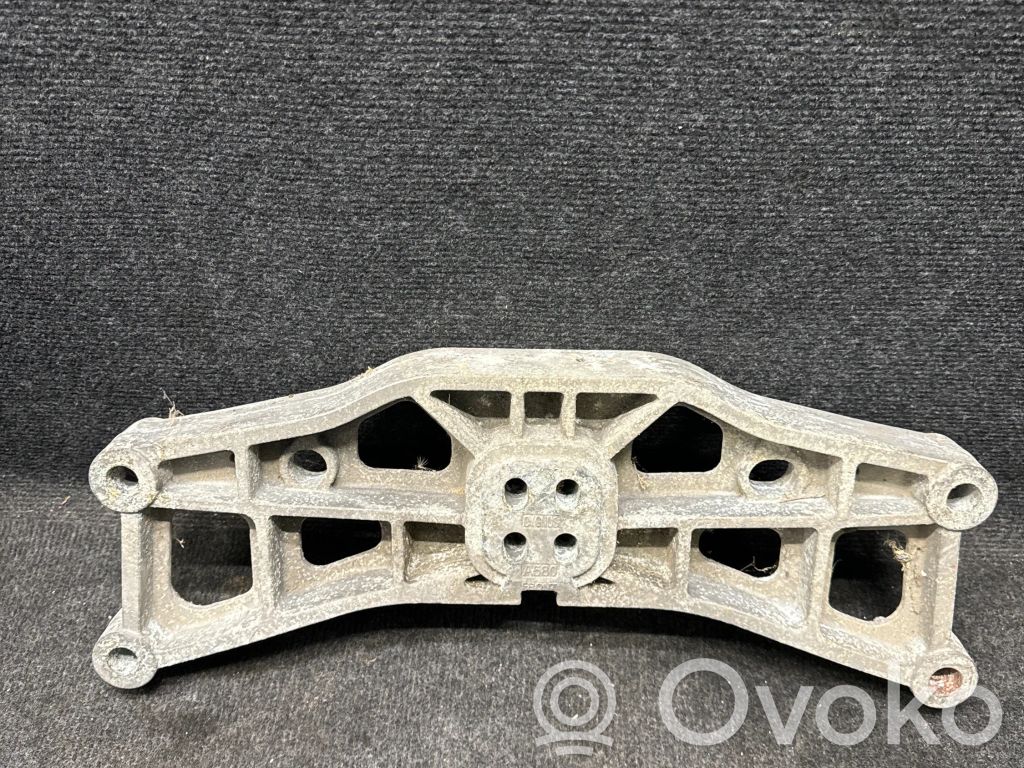 Dodge Challenger Gearbox mounting bracket 