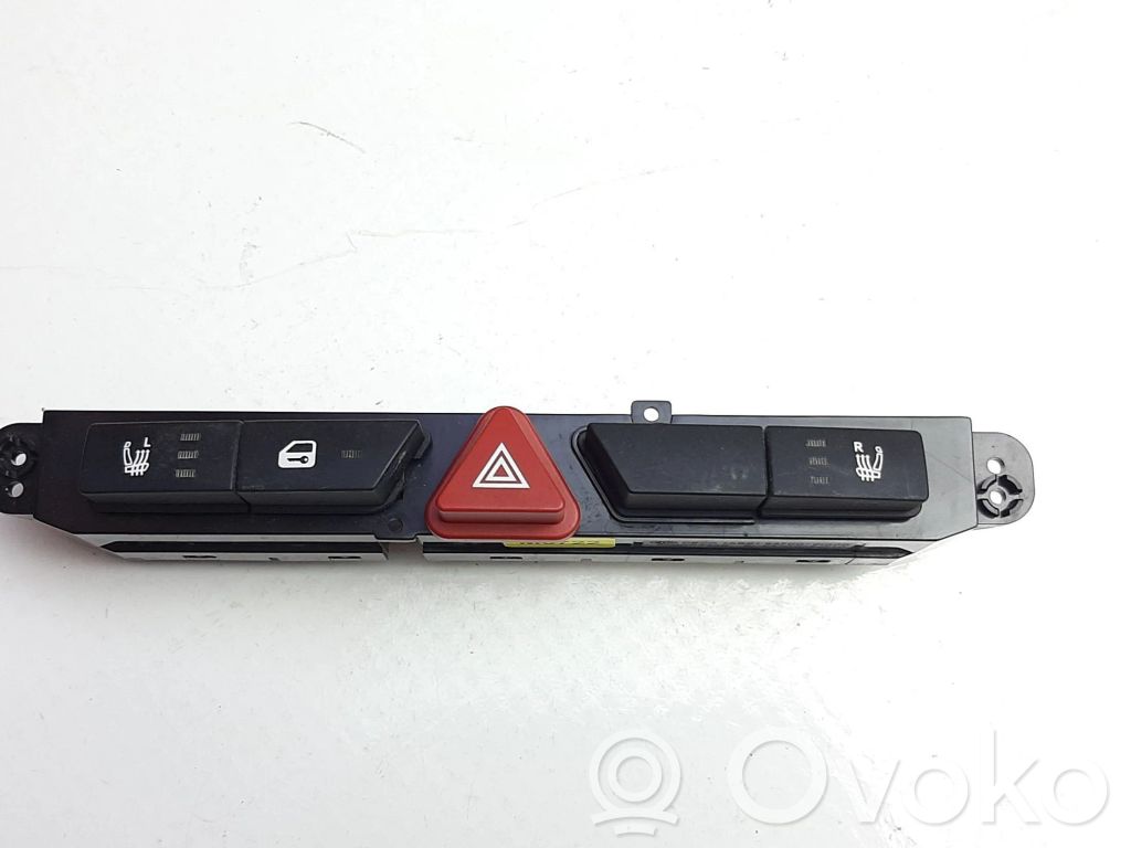 KIA Ceed Hazard light switch 
