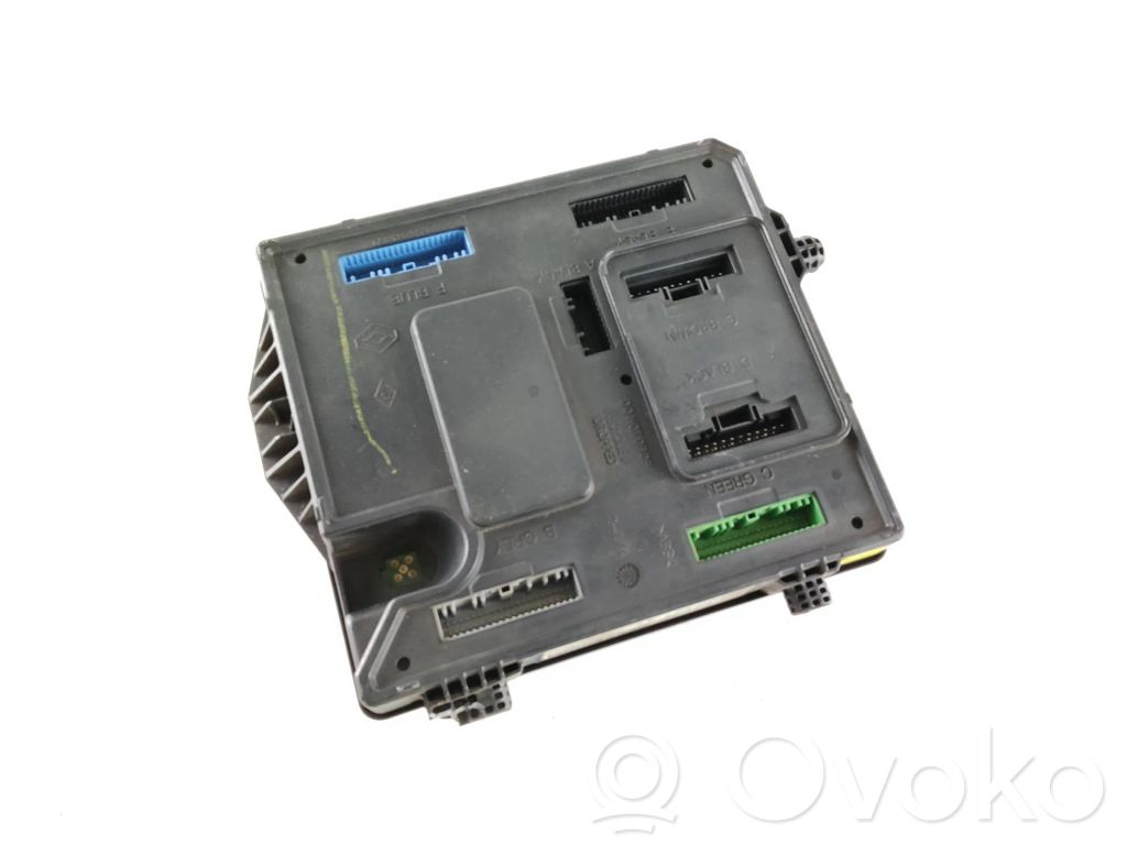 Renault Megane III Comfort/convenience module 