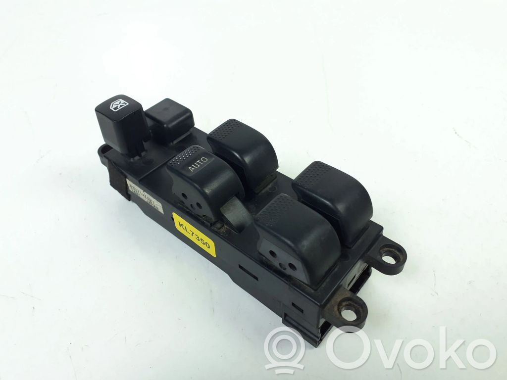 Subaru Legacy Electric window control switch 