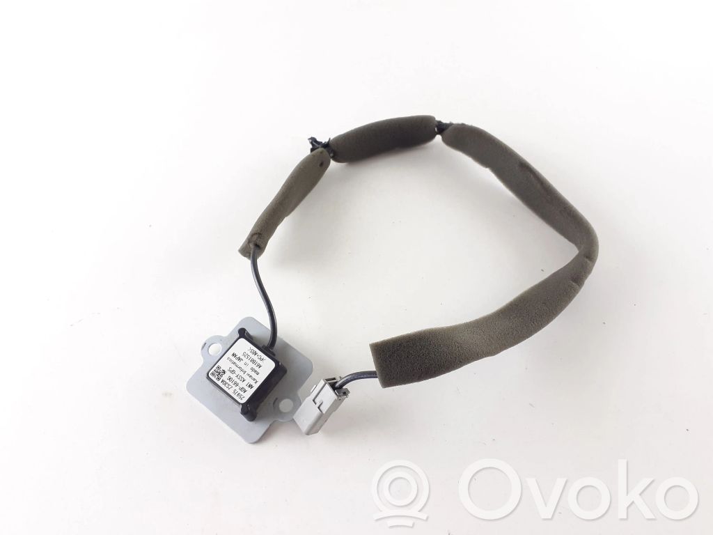 Nissan Navara D40 Antena (GPS antena) 