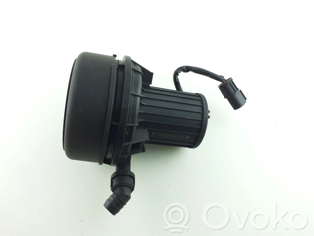 BMW X3 E83 Antrinis oro siurblys 