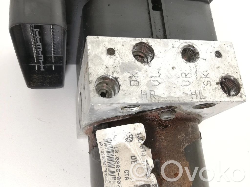 Skoda Octavia Mk1 (1U) ABS bloks 