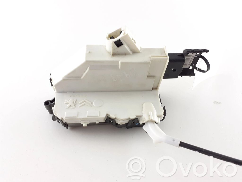 Citroen Berlingo Front door lock 