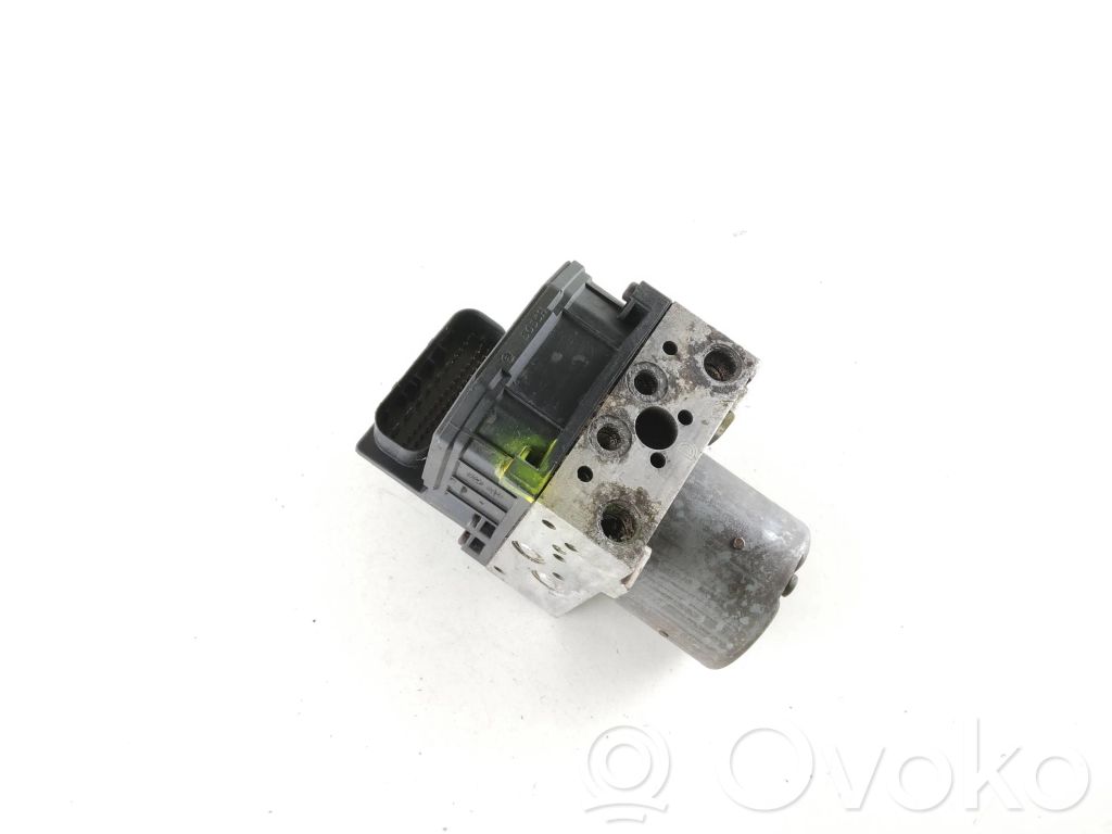 Toyota Corolla E120 E130 ABS Pump 