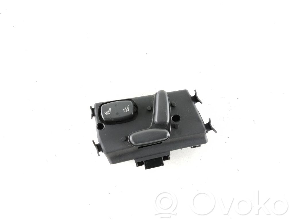 Chrysler Pacifica Seat control switch 
