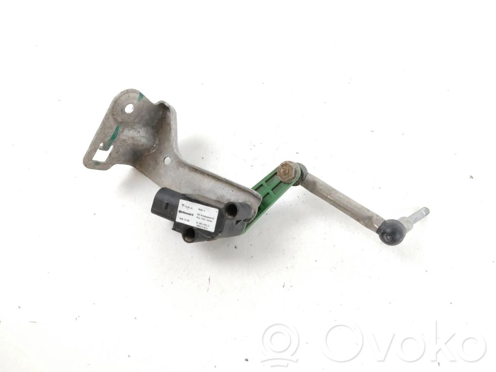 Tesla Model S Headlight/headlamp level sensor 