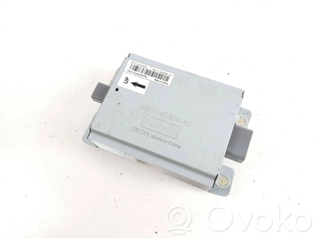 Ford Mustang V Amplificator sunet 