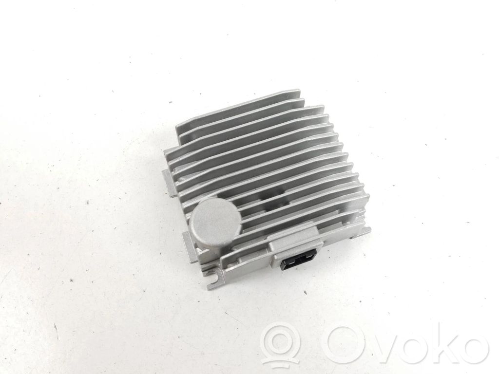 Porsche Taycan 9J1 Amplificator sunet 