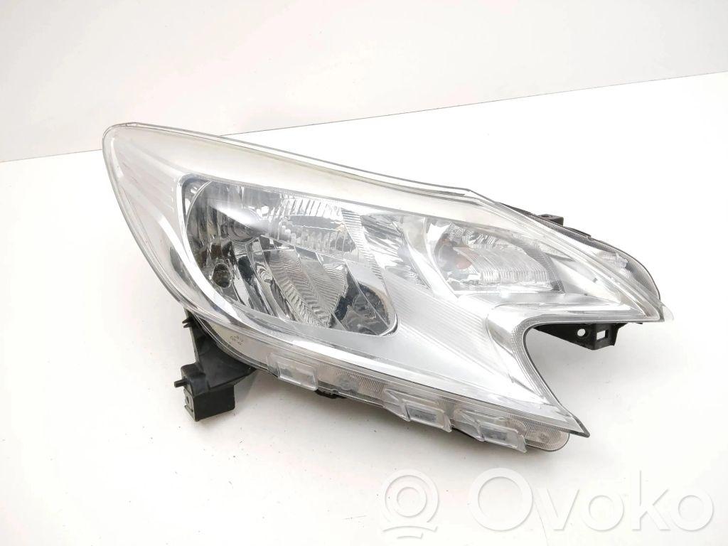 Nissan Note (E12) Headlight/headlamp 