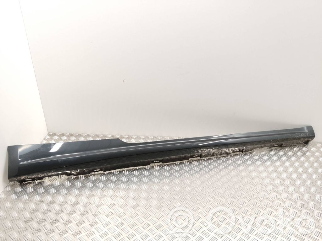 Audi A5 Sill 