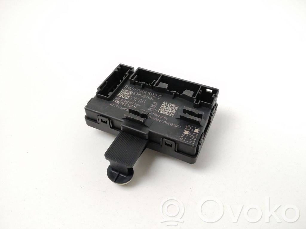 Audi A4 S4 B9 Unité de commande module de porte 