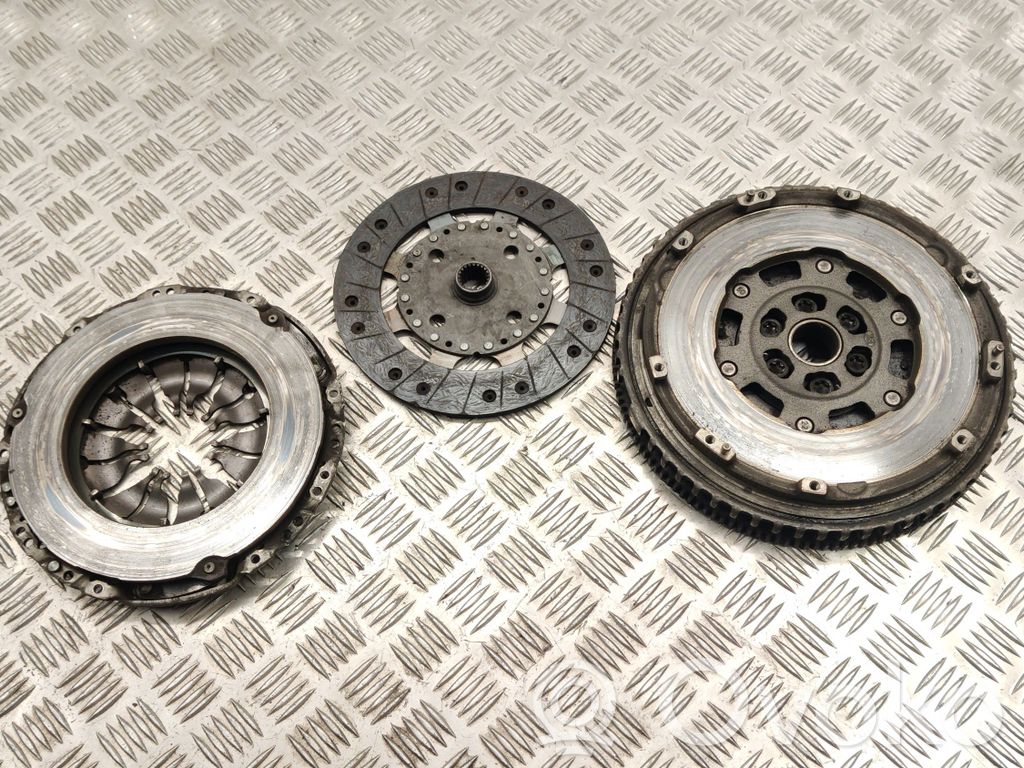 Nissan Pulsar Kit ambreiaj 