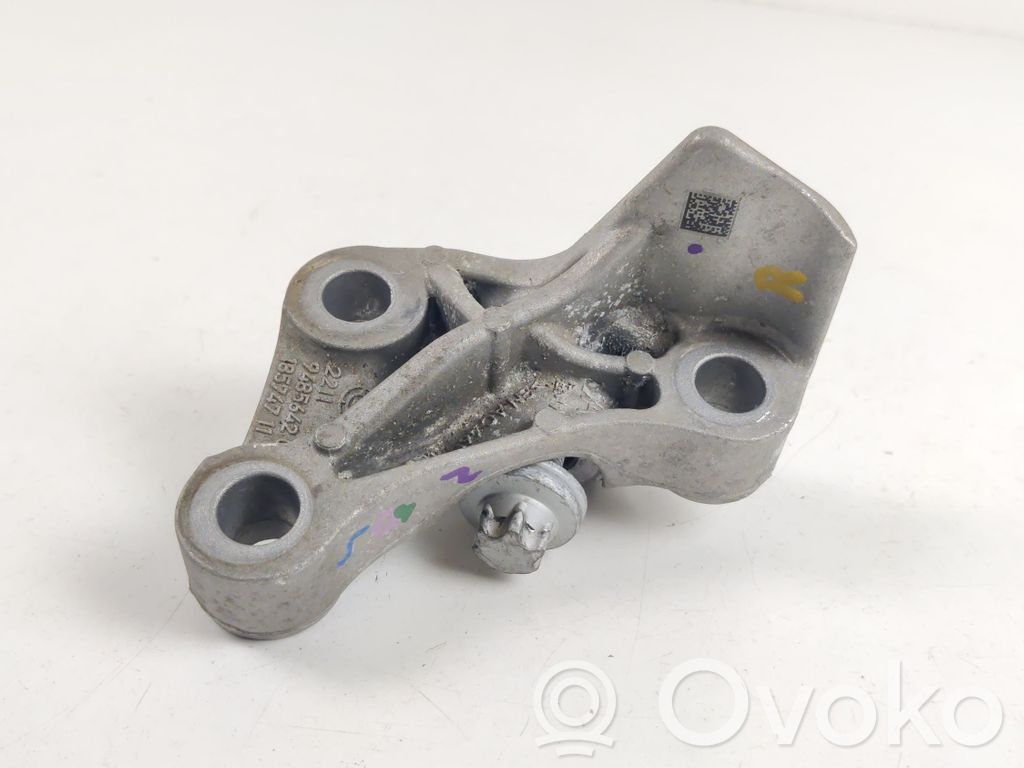 BMW iX Engine mounting bracket 