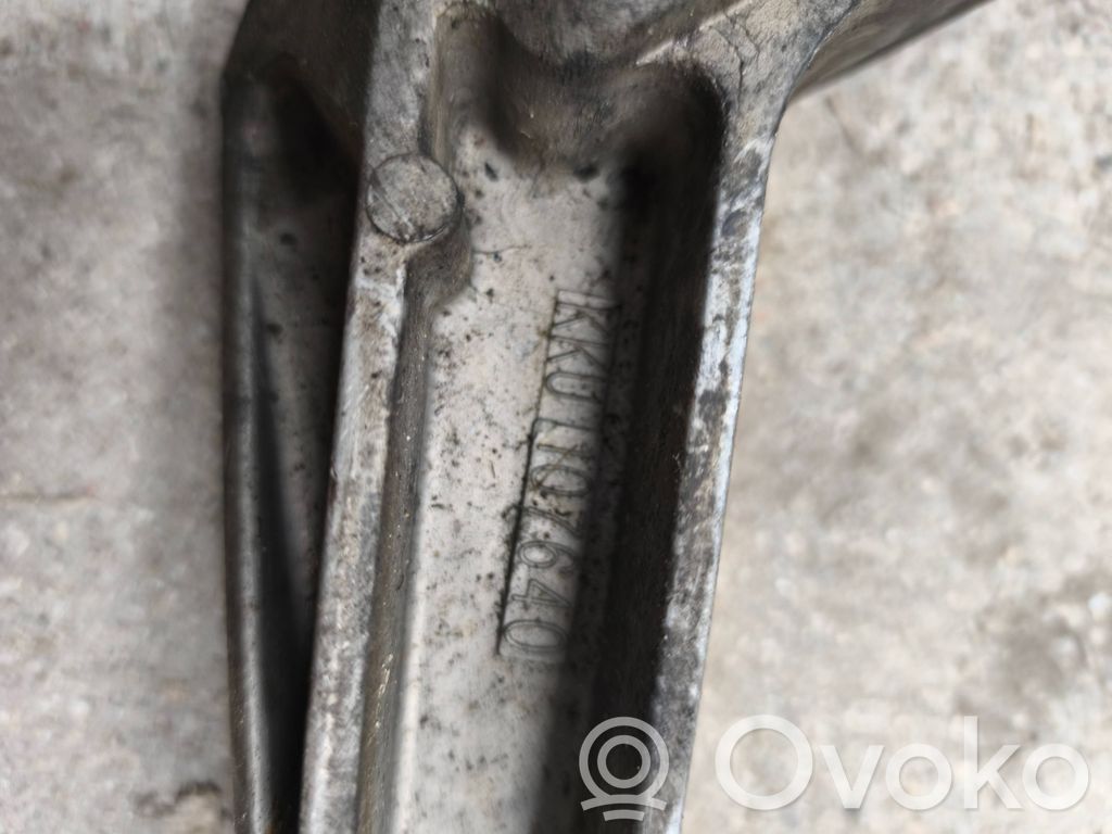 Land Rover Freelander Engine mounting bracket 