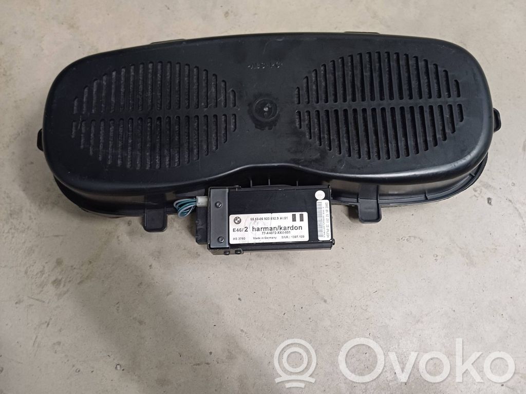 BMW 3 E46 Altavoz subwoofer 