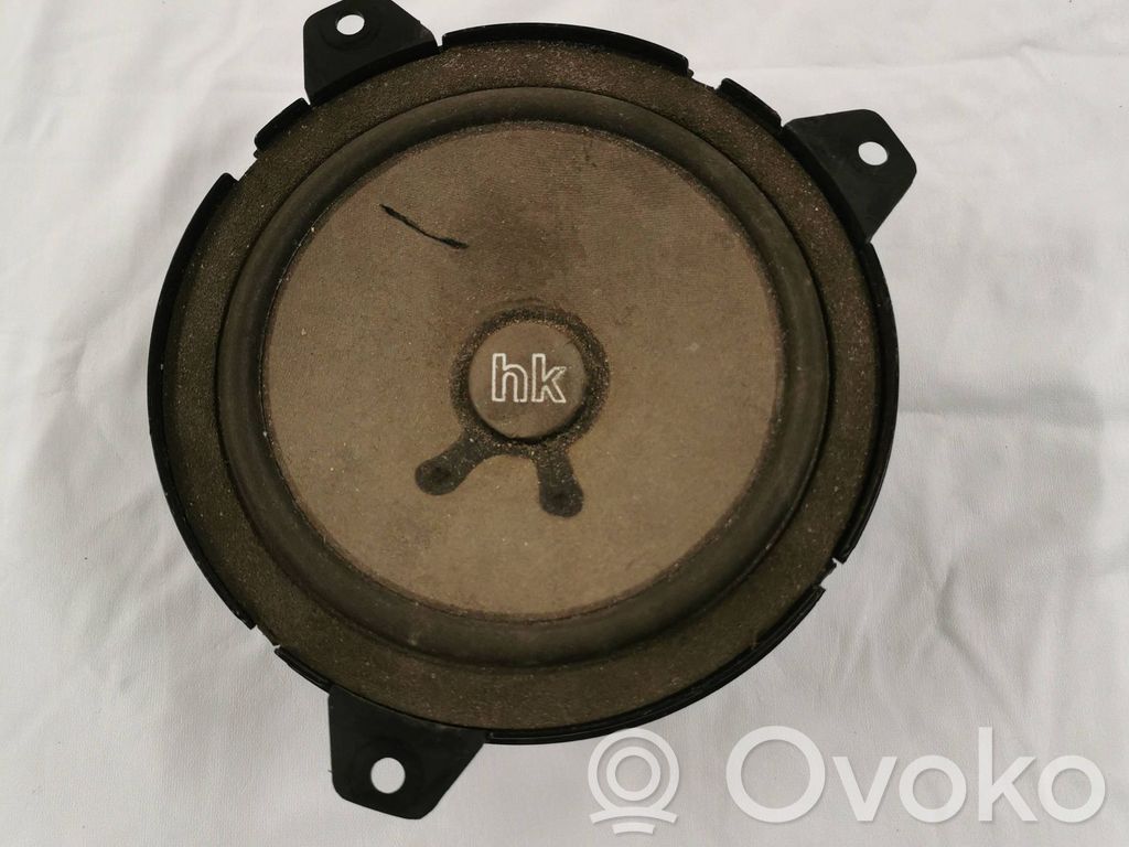 BMW 3 E46 Front door speaker 