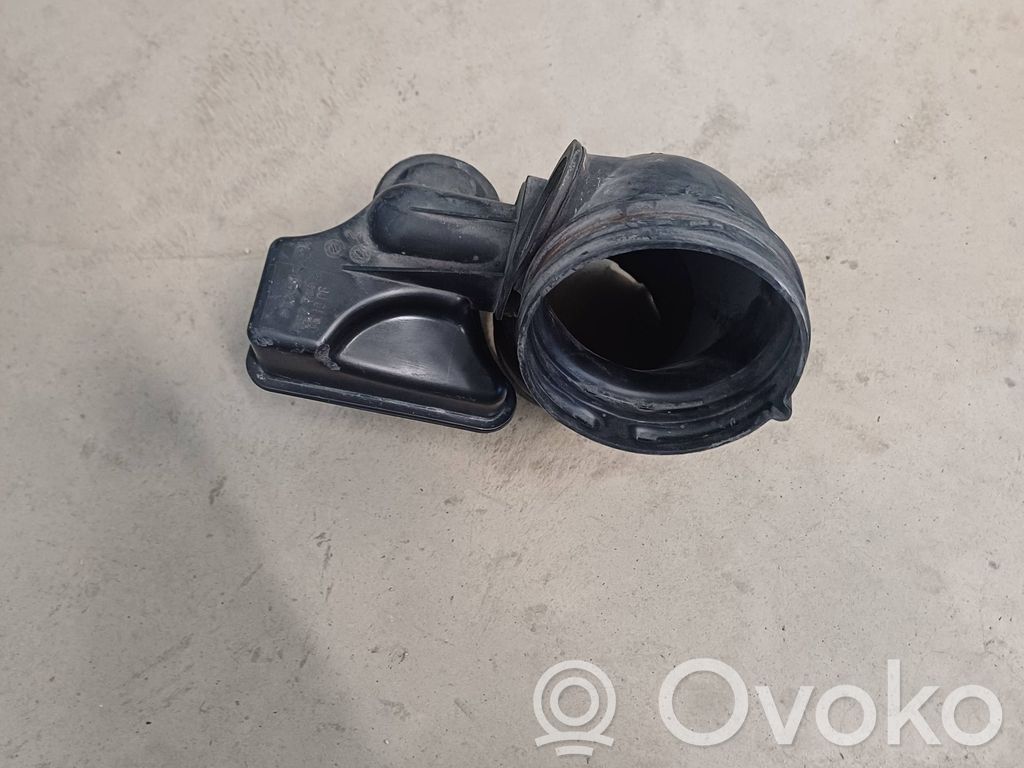 BMW 3 E92 E93 Air intake duct part 