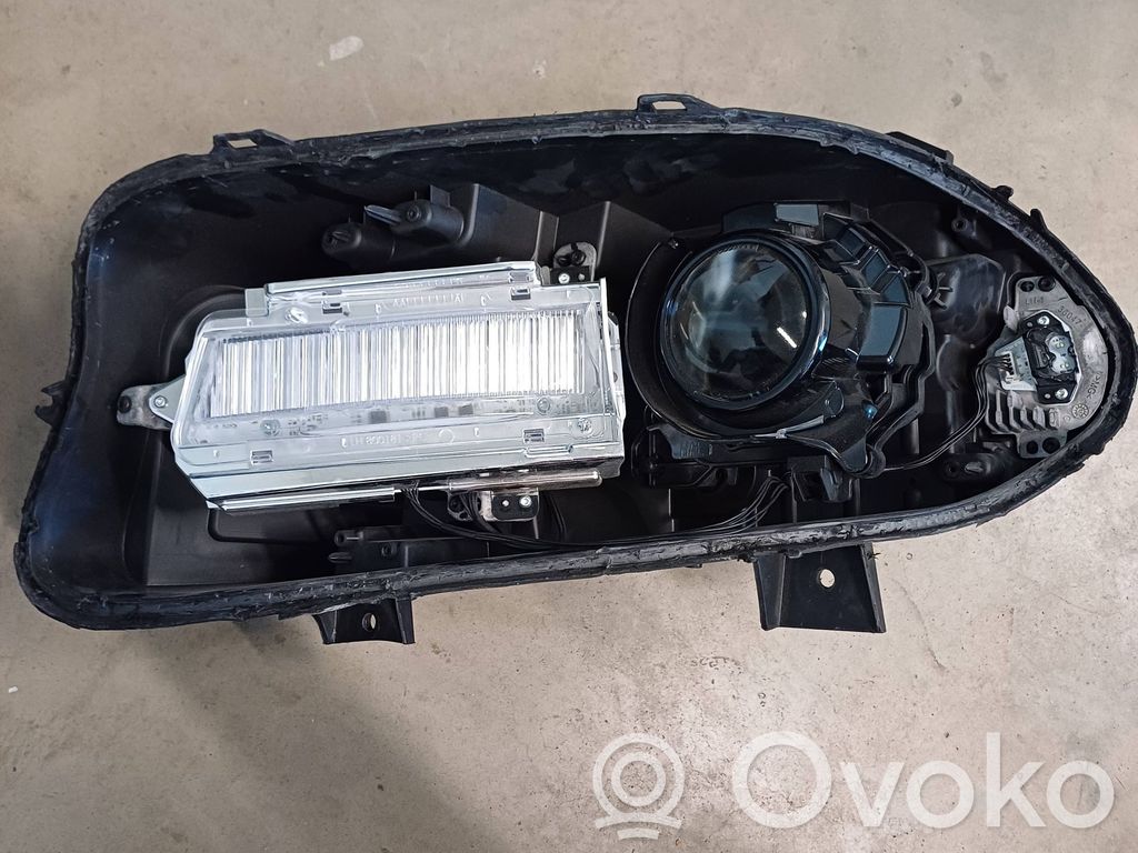 Scheinwerfer   HAL300555,HID300557