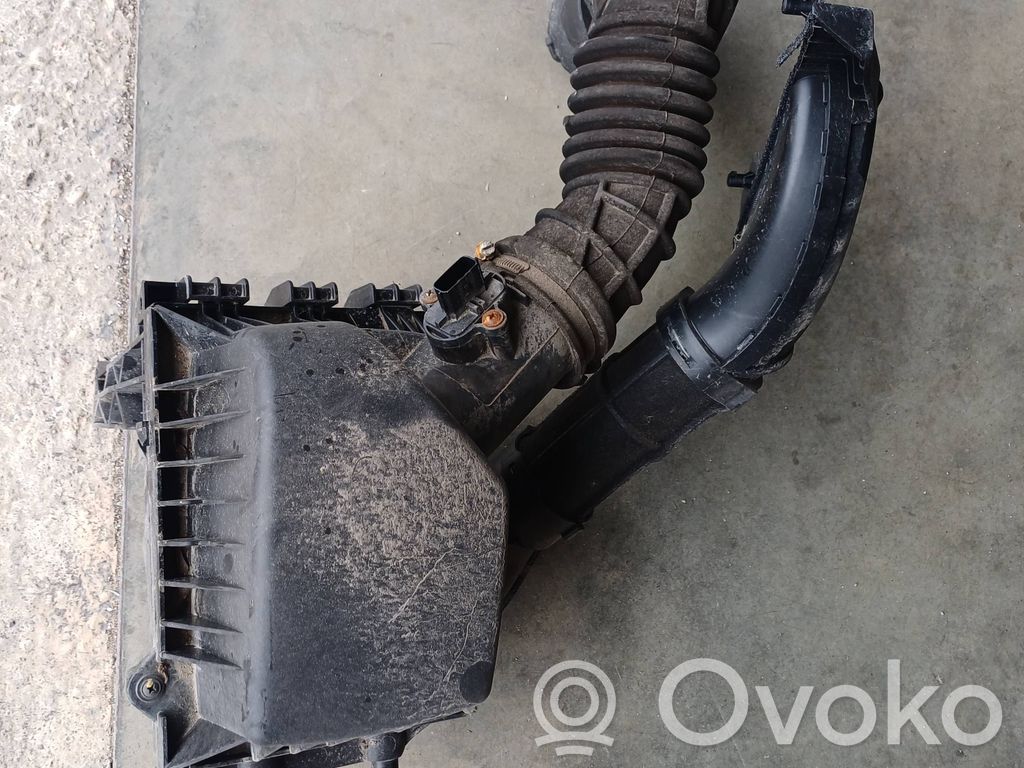 Buick Encore I Air filter box 