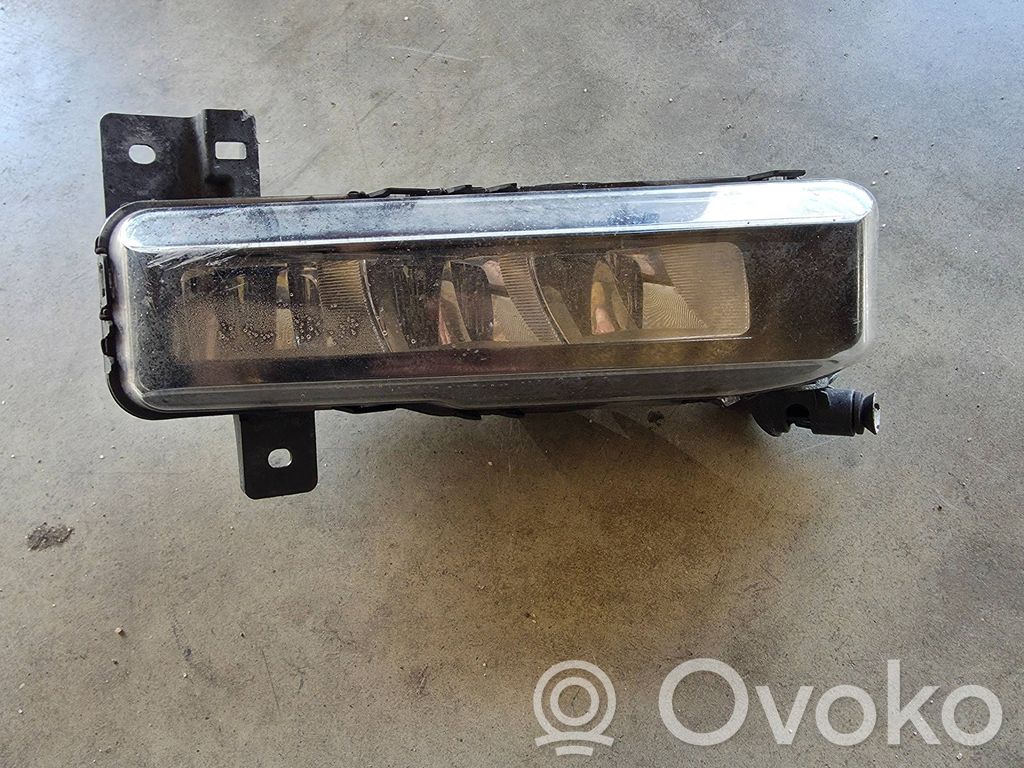 BMW 2 F44 Feu antibrouillard avant 