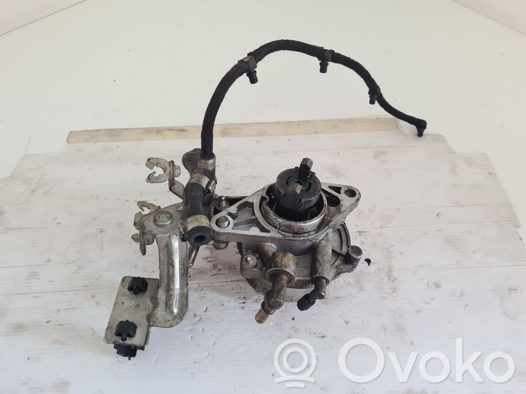 Vacuum pump