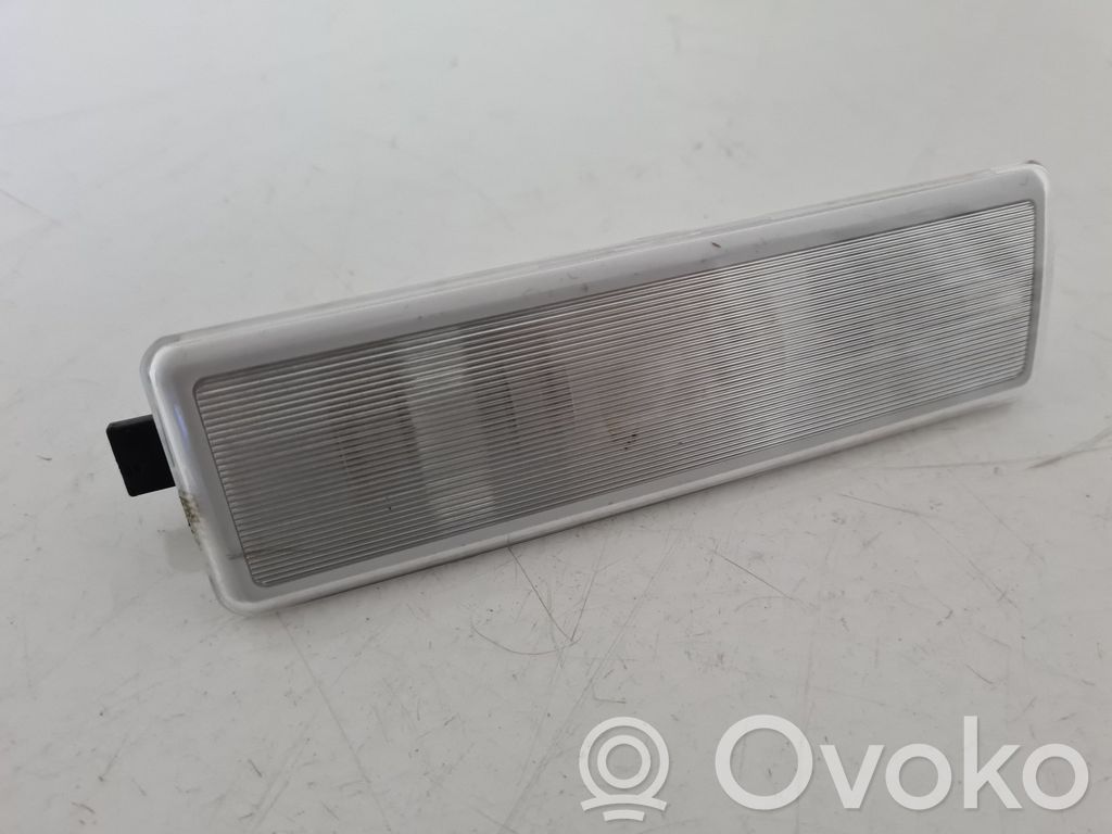 BMW 3 E46 Illuminazione sedili posteriori 