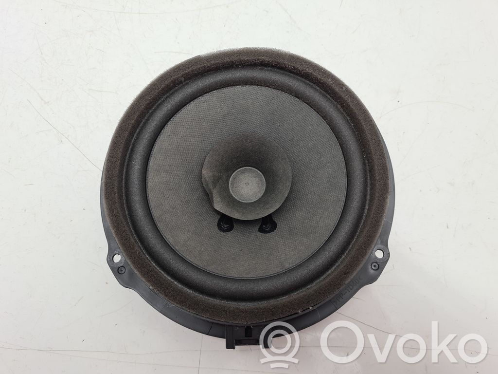 Altavoz de la puerta trasera   AA6T18808CA