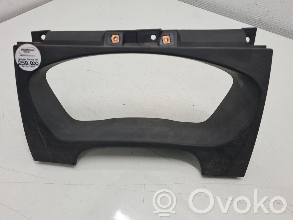 Ford Transit Kojelaudan kehys 
