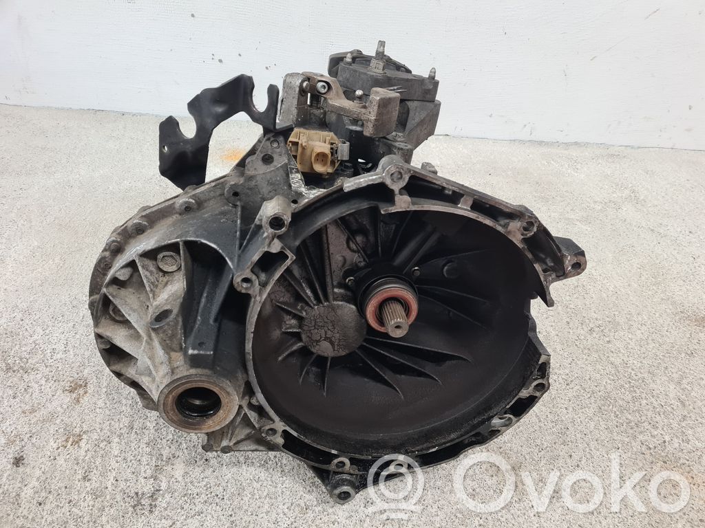 Manual 5 speed gearbox   N5LUA,6C1R7F096,6C1R7002DA
