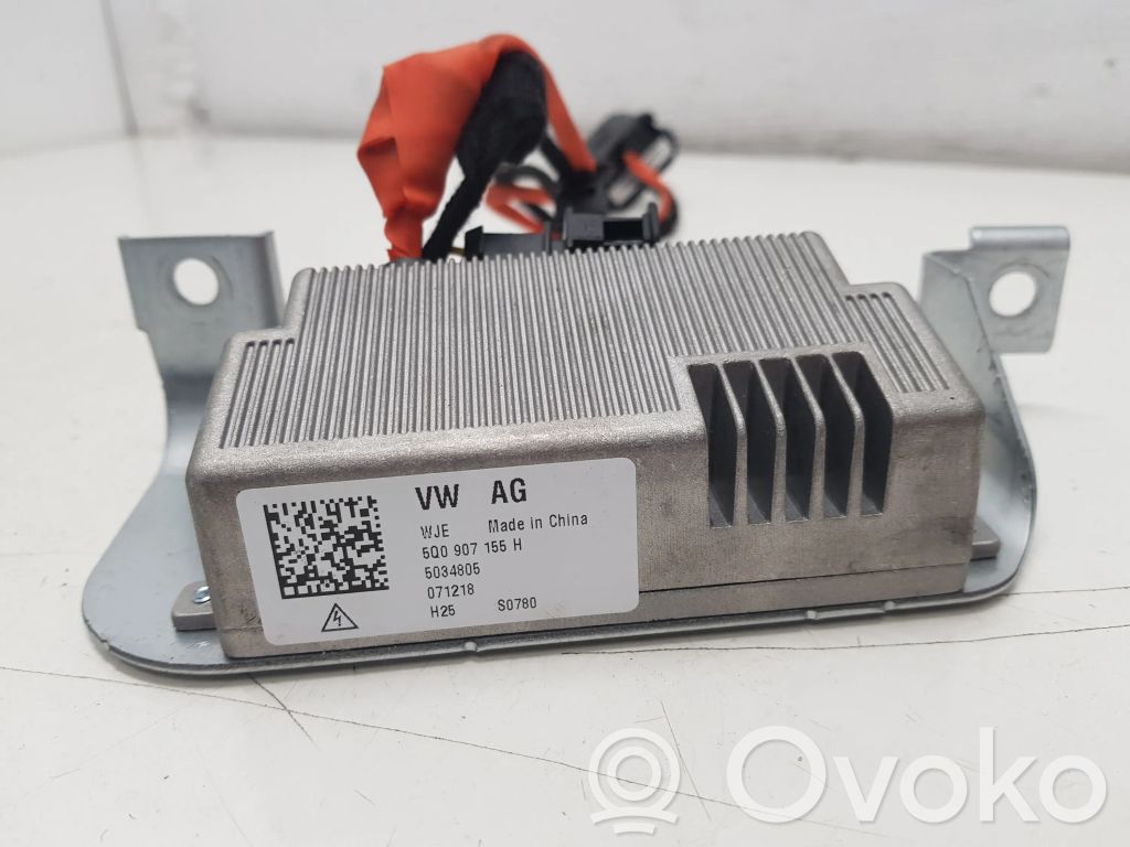 Skoda Kodiaq Voltage converter/converter module 