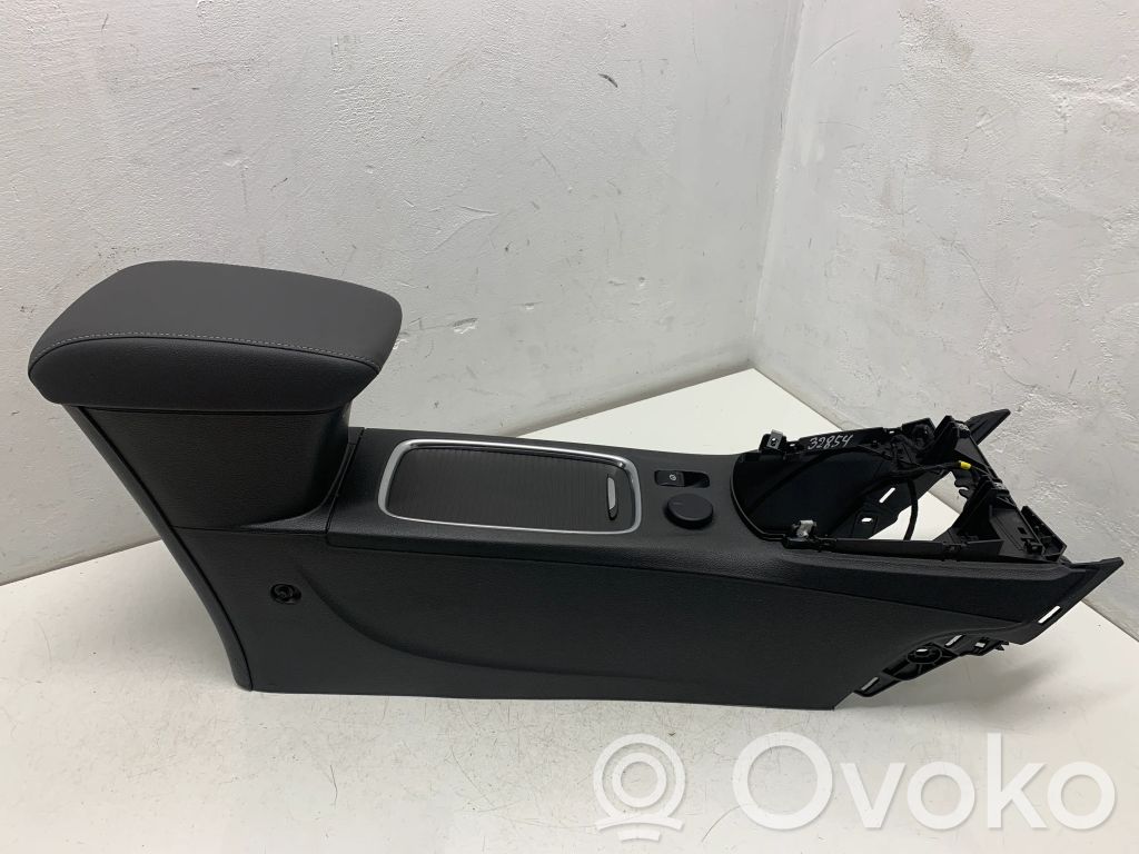 Opel Astra K Centrālā konsole 