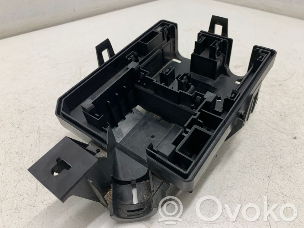 Fuse box set   95941608,3B0R10105,95941608