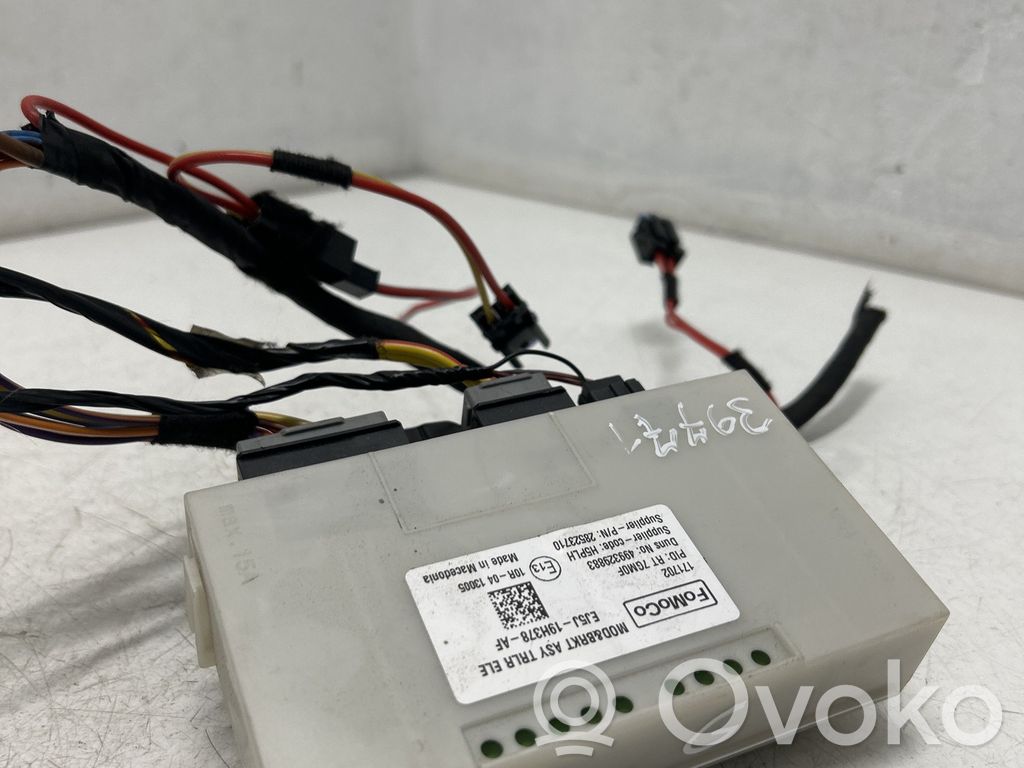 Ford Kuga II Tow bar trailer control unit/module 