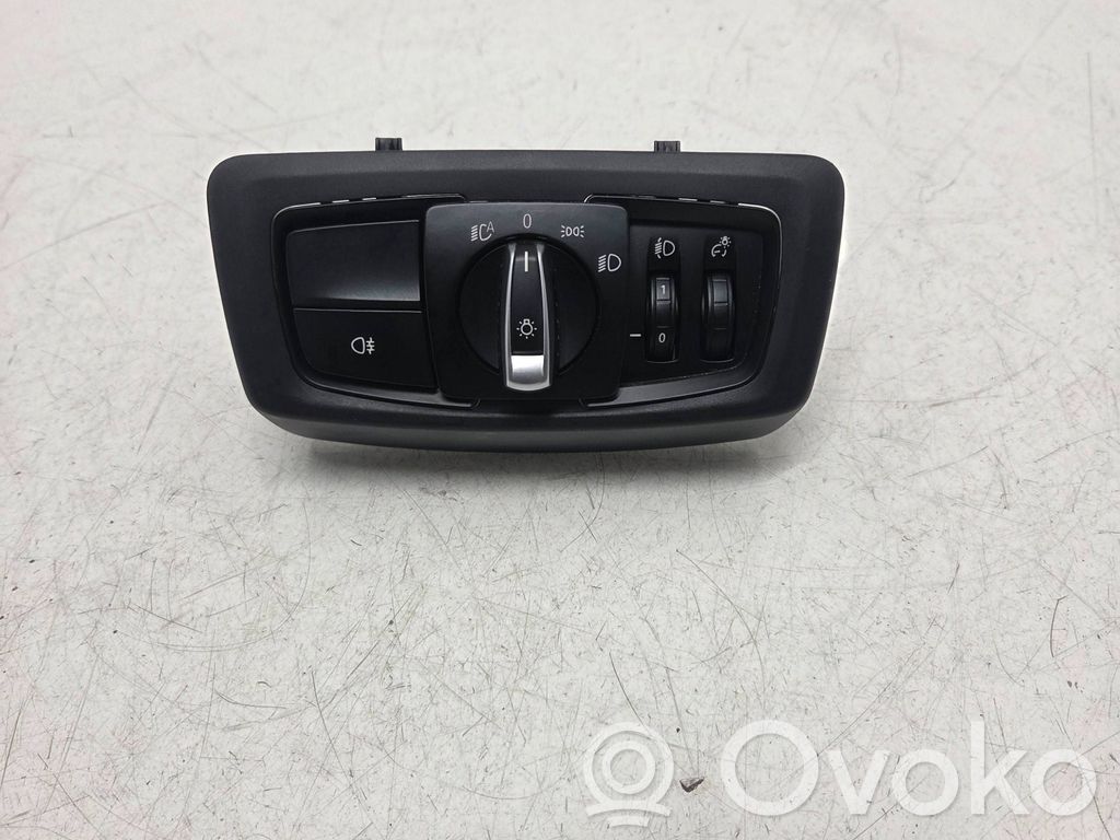 Light switch   9865819,3473160108