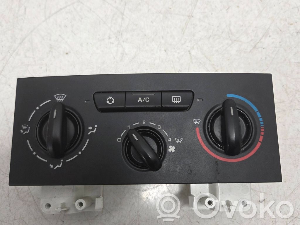 Panel klimatyzacji   H5756,H5756F4930,F8162005