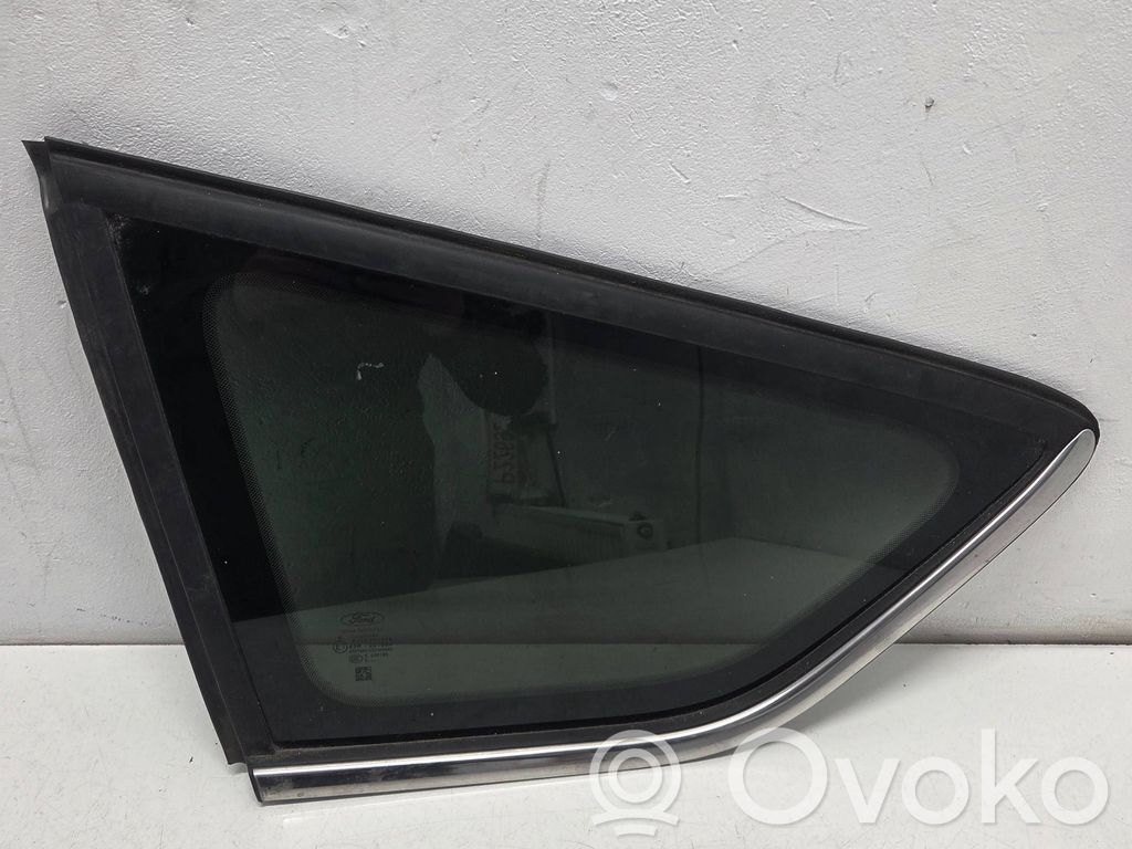 Ford Kuga II Szyba karoseryjna tylna 