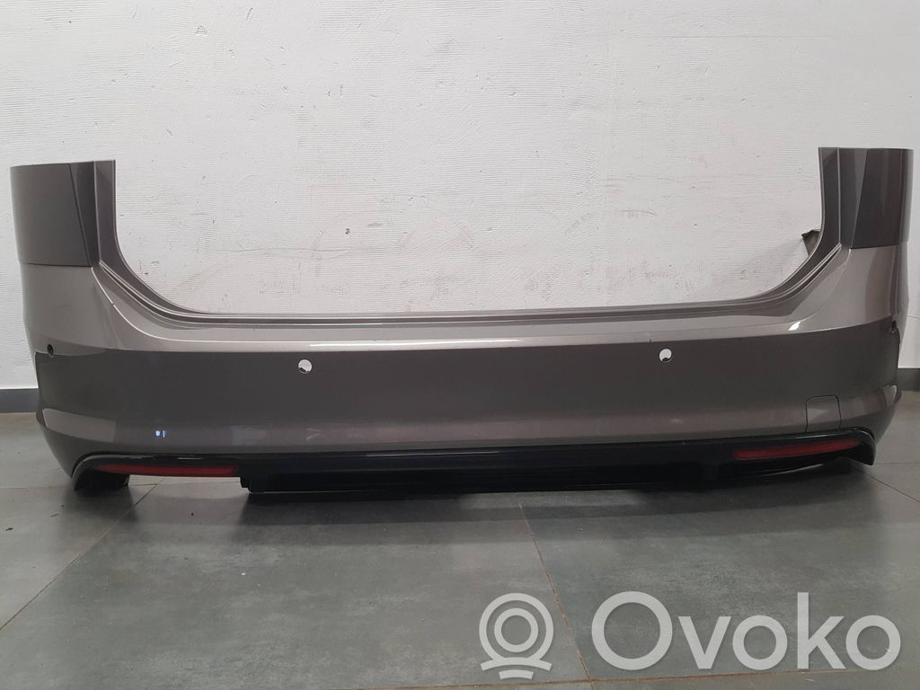 Volkswagen Golf VII Parachoques 