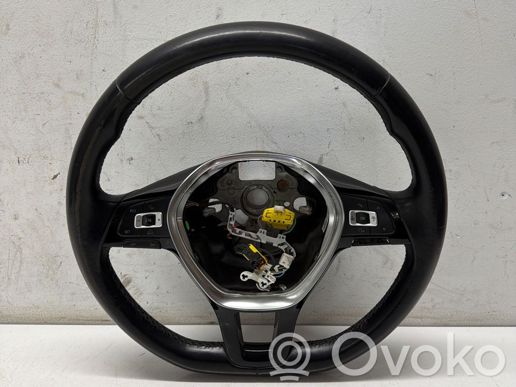Volkswagen Golf VII Steering wheel 