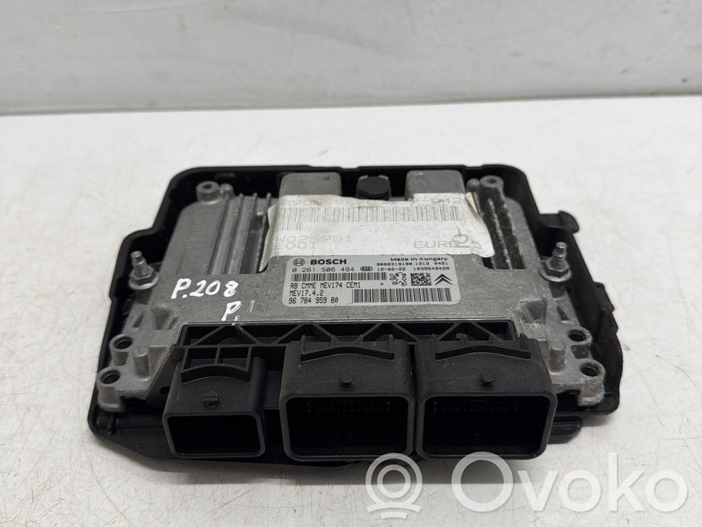 Peugeot 208 I Engine control unit/module 