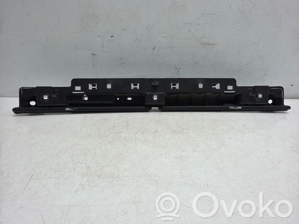 Opel Vivaro Suport montare bară spate 