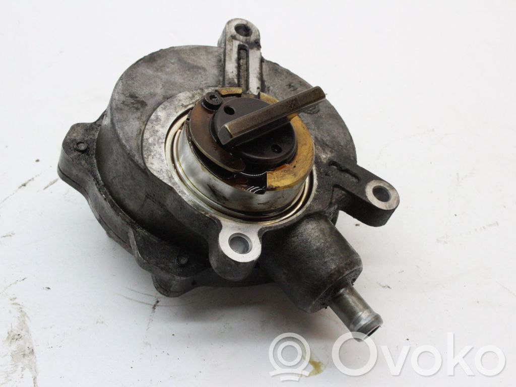 BMW 7 E65 E66 Siurblys vakuumo 