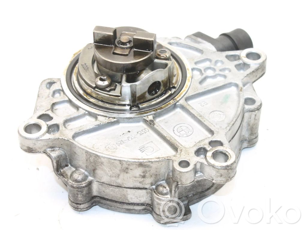 BMW 3 E92 E93 Vacuum pump 
