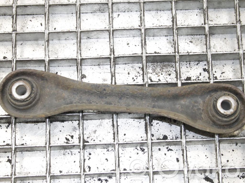 Rear upper control arm/wishbone