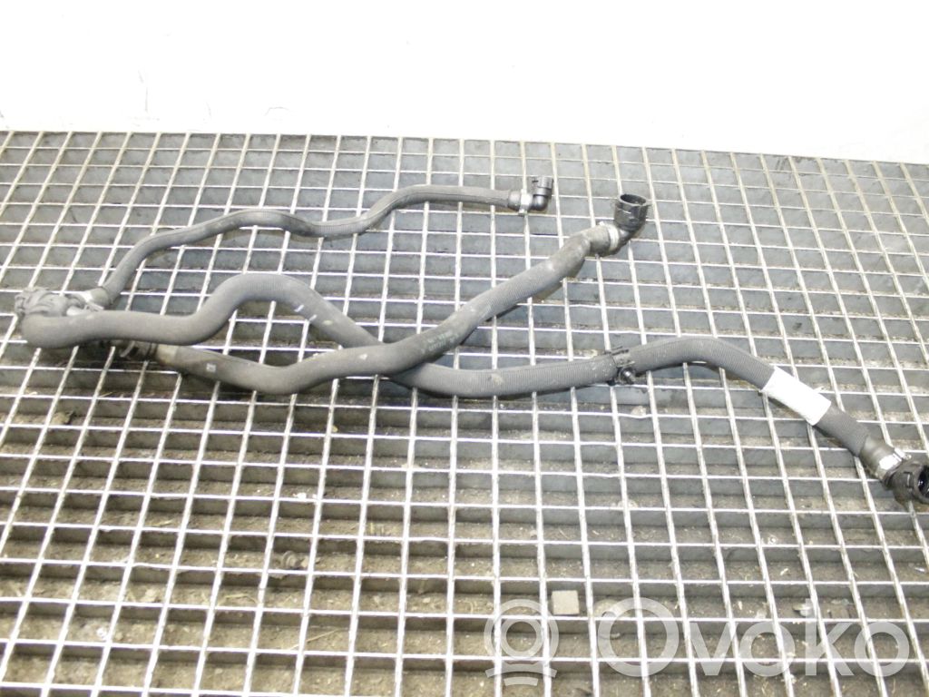 BMW i3 Conductă/furtun lichid de răcire motor 