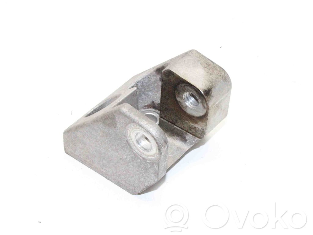 Volvo V40 Suport motor 